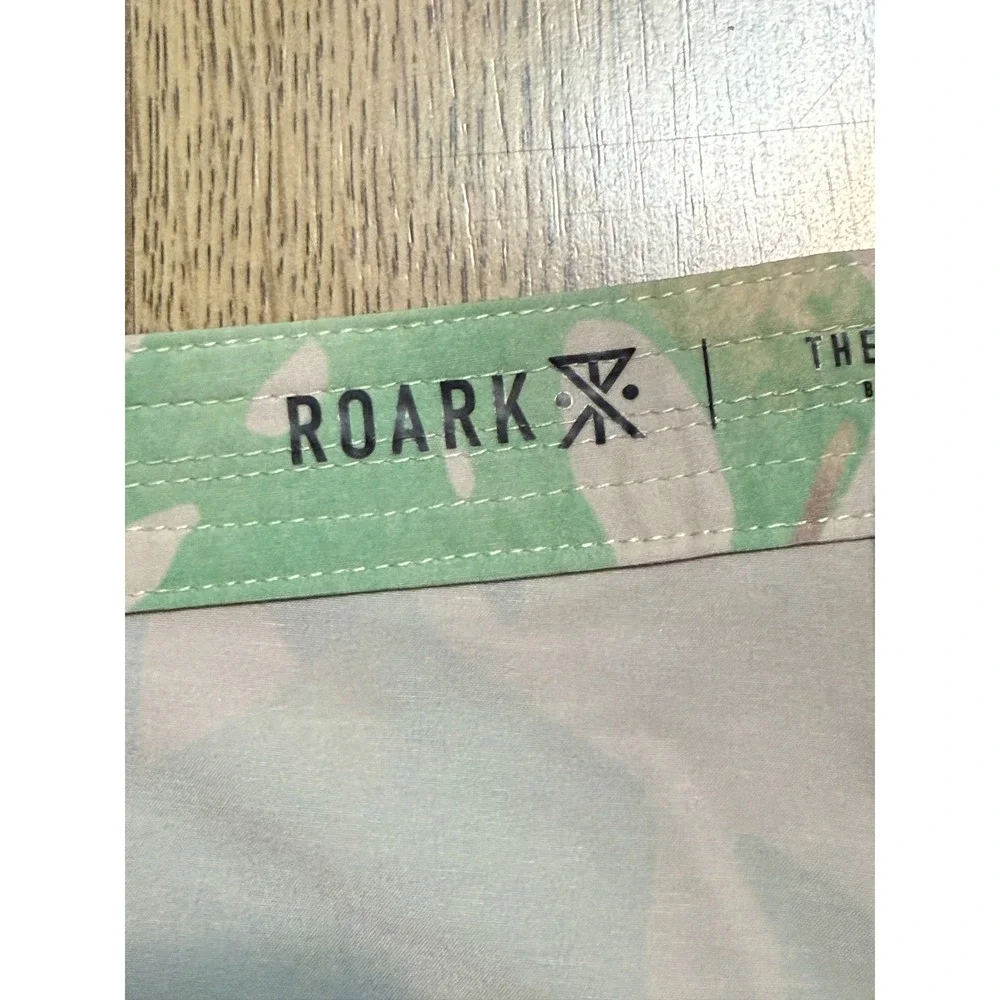 Roark The Chiller Shorts Mens Size 30 Pink Tropical Floral Swim Trunks